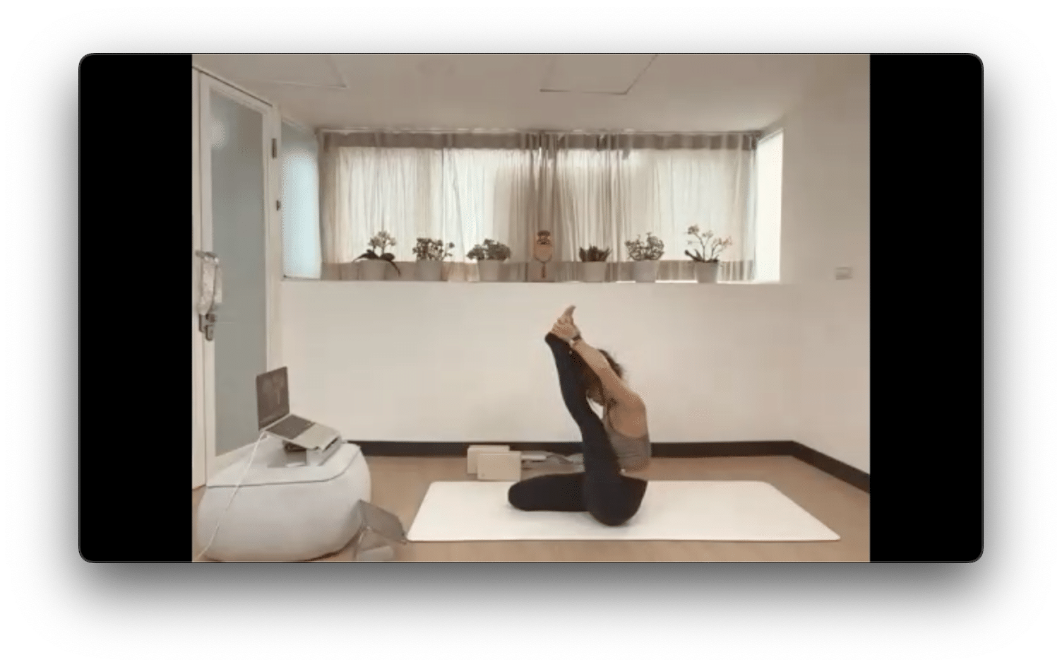 Strength & Stretch Flow Strength & Stretch Flow